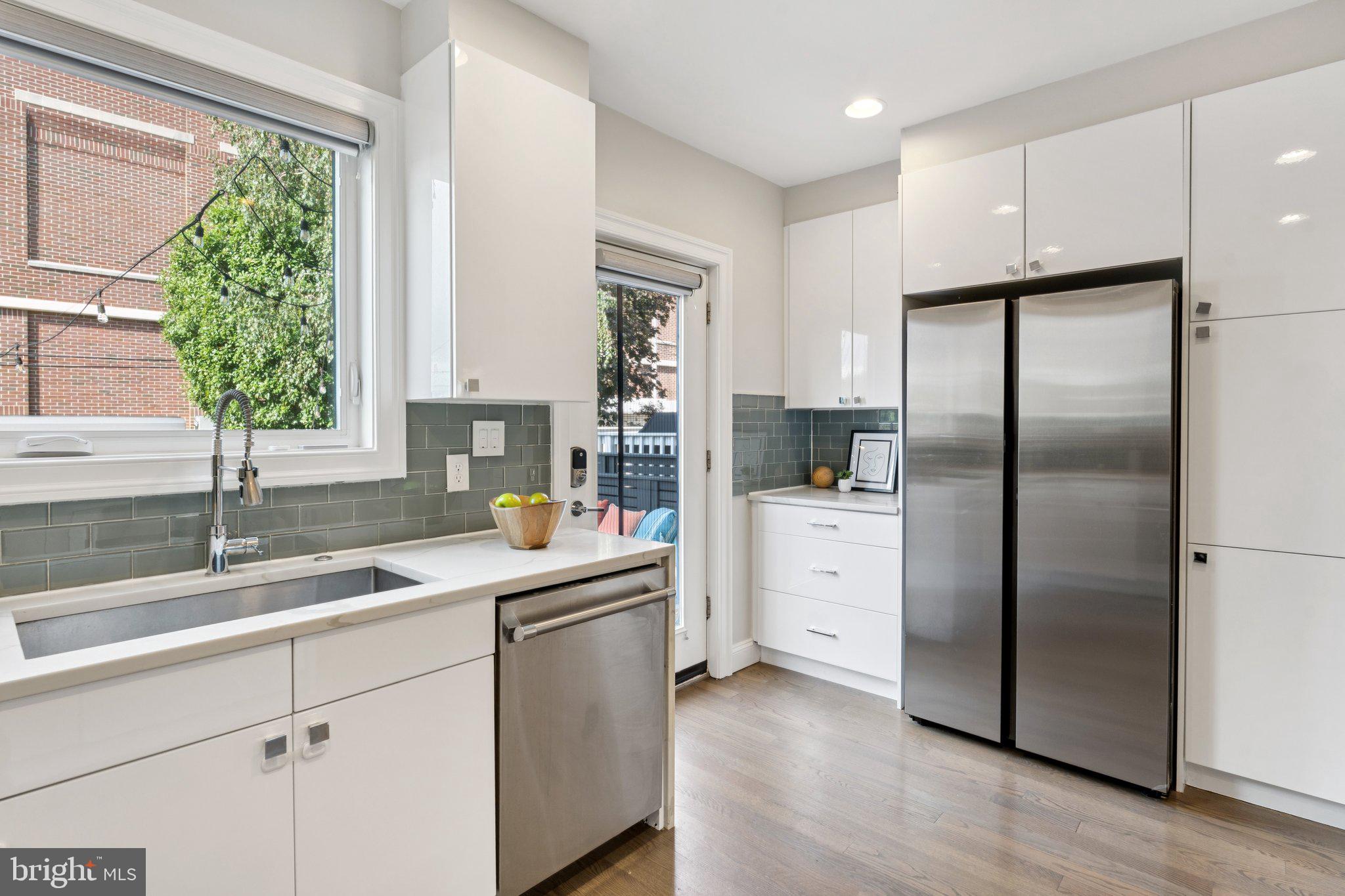 929 QUINCY STREET NW