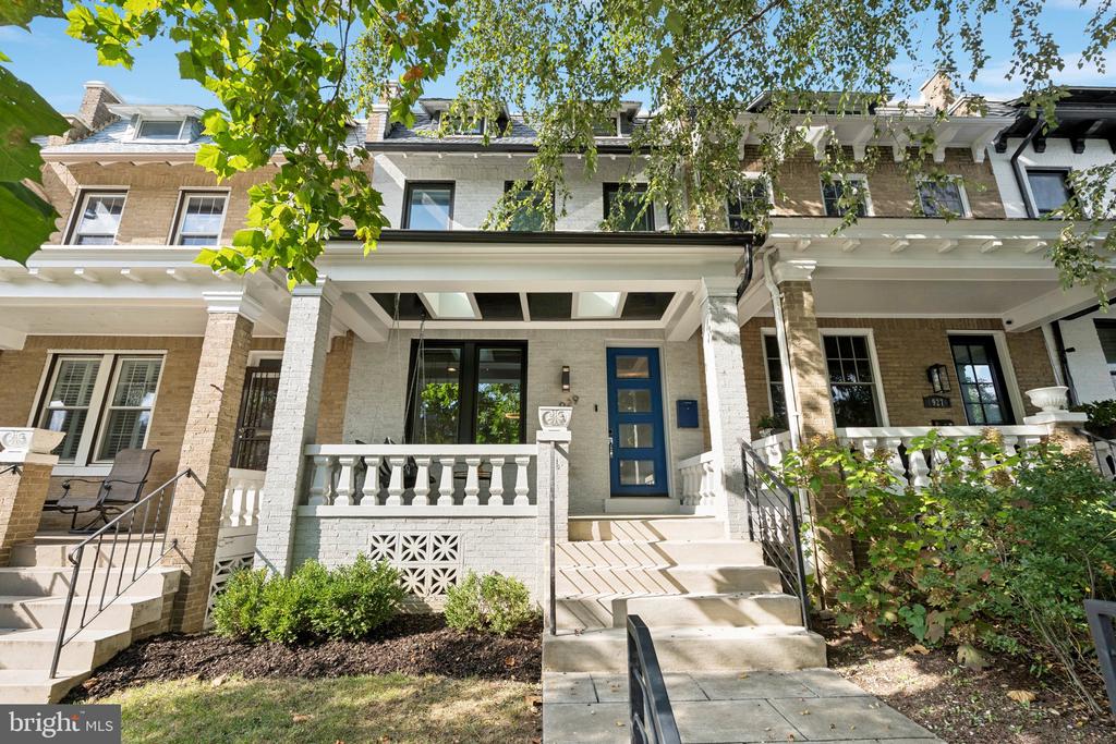 929 QUINCY STREET NW
