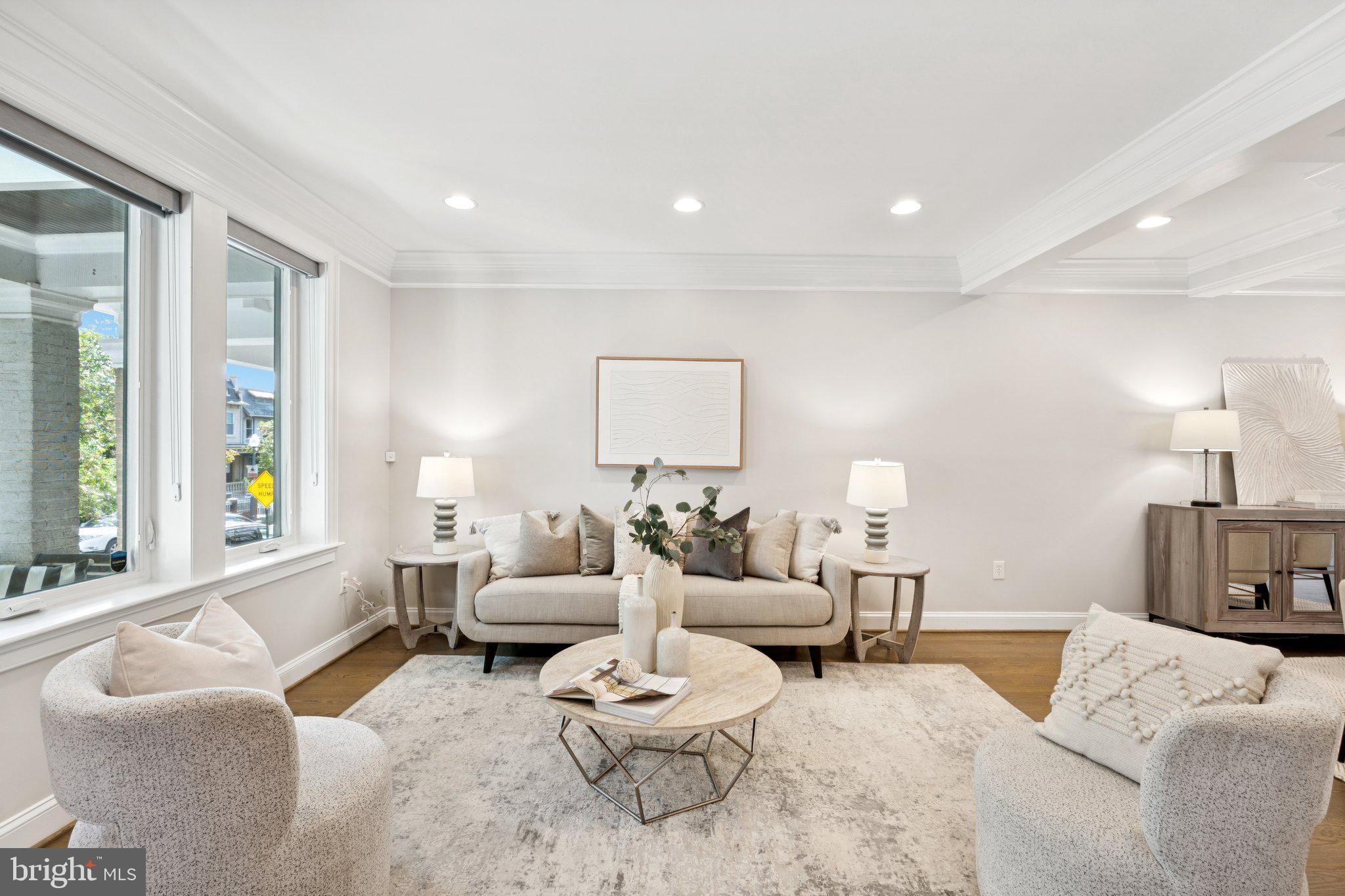 929 QUINCY STREET NW