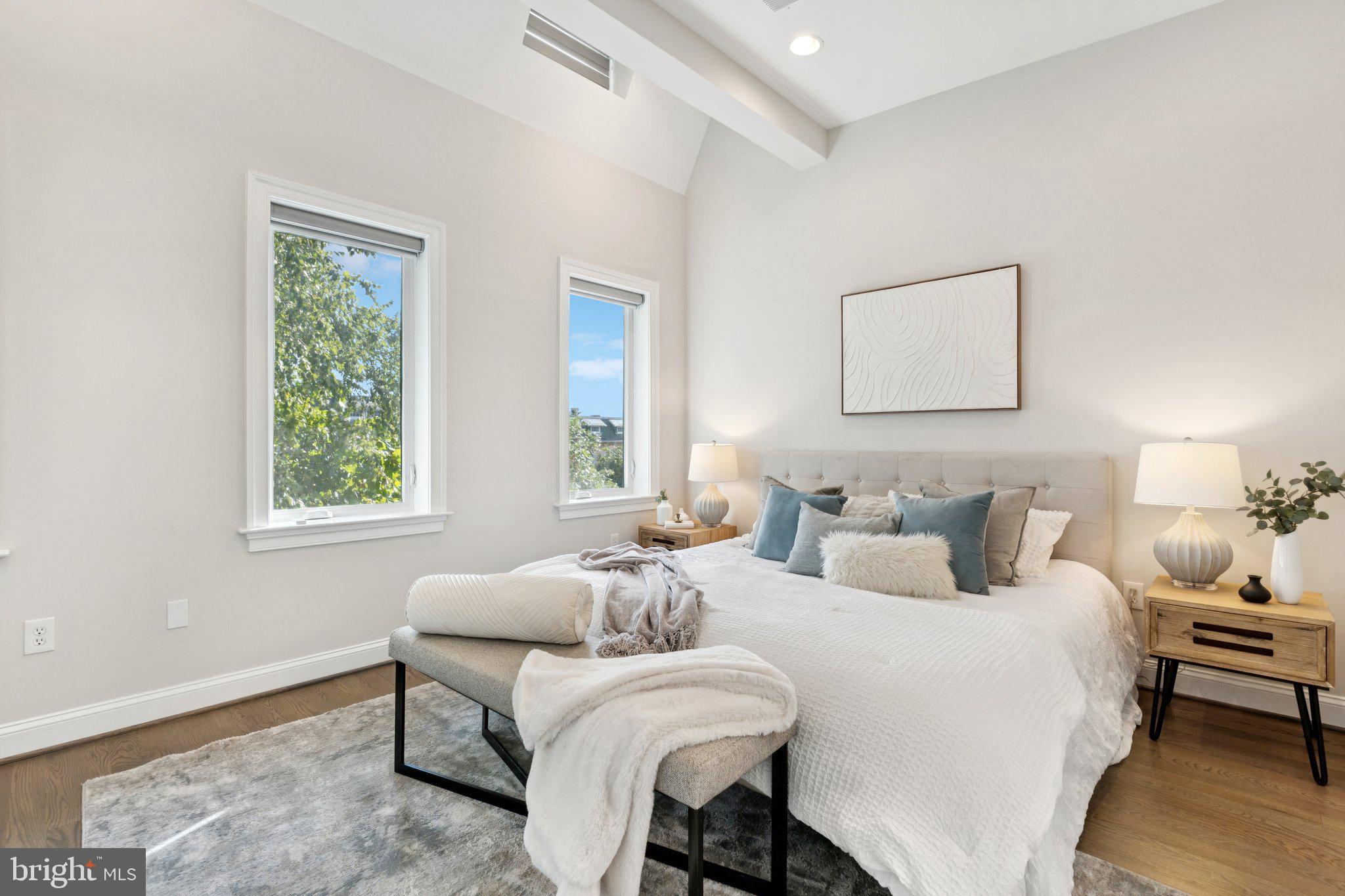 929 QUINCY STREET NW