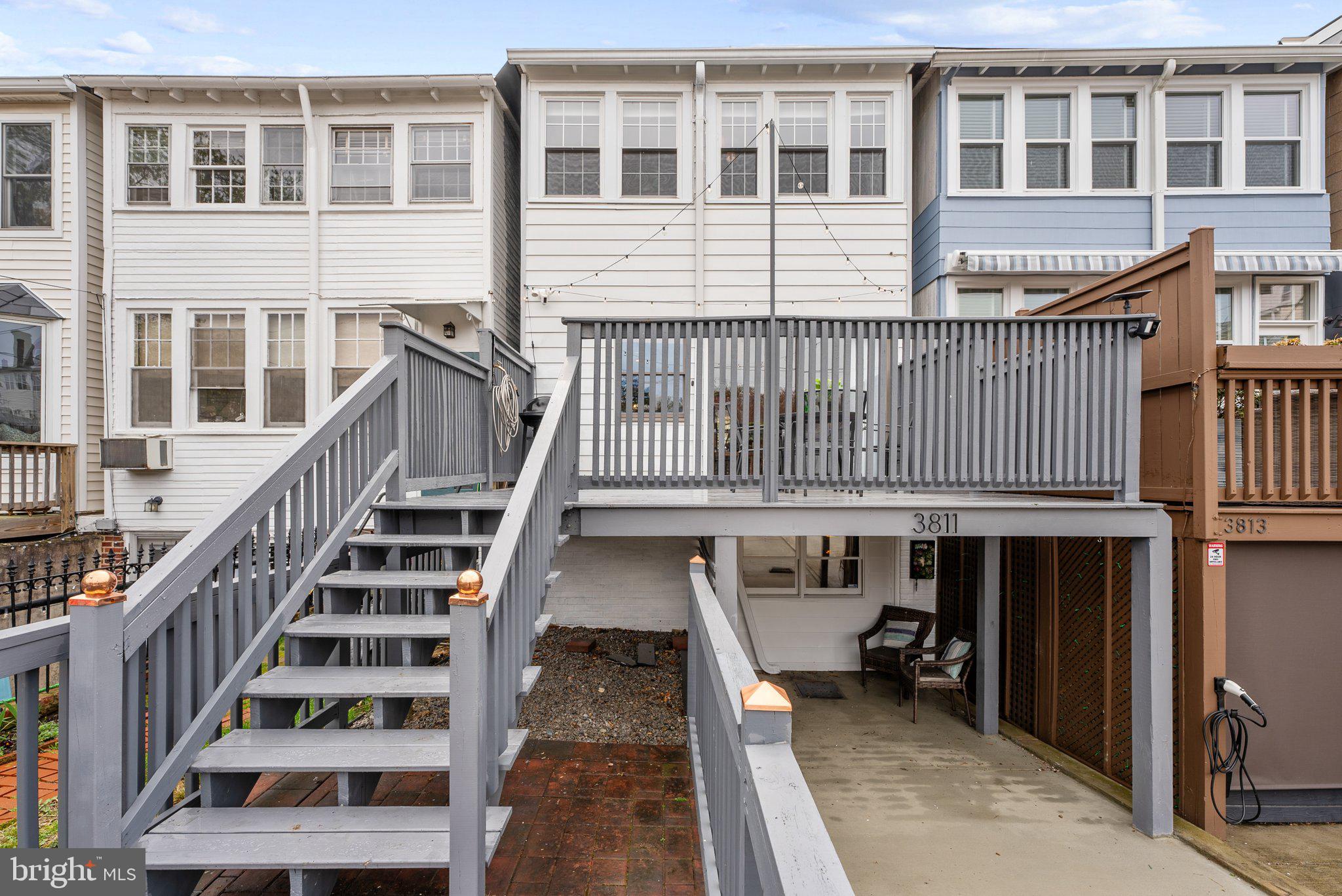 3811 BENTON STREET NW