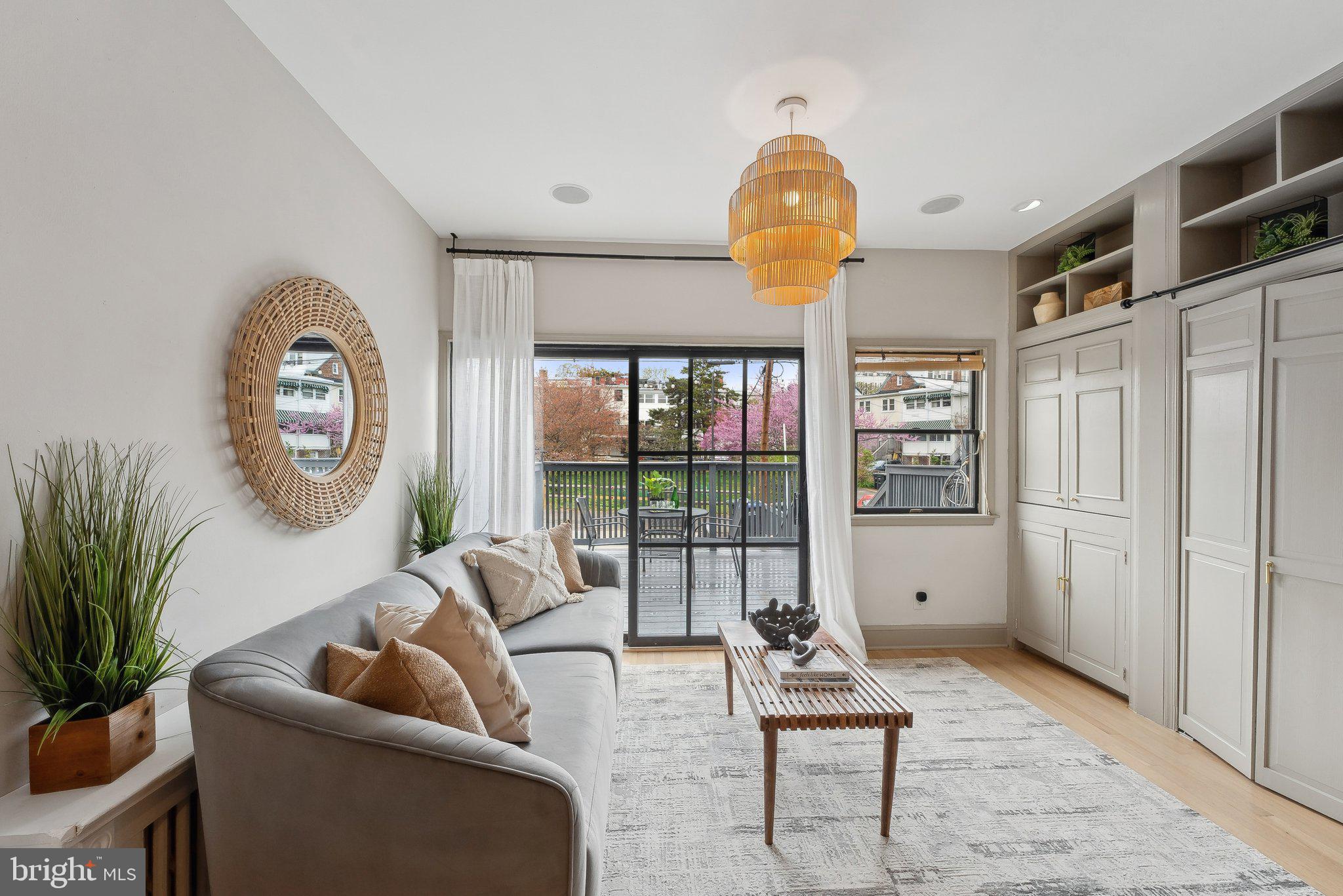 3811 BENTON STREET NW