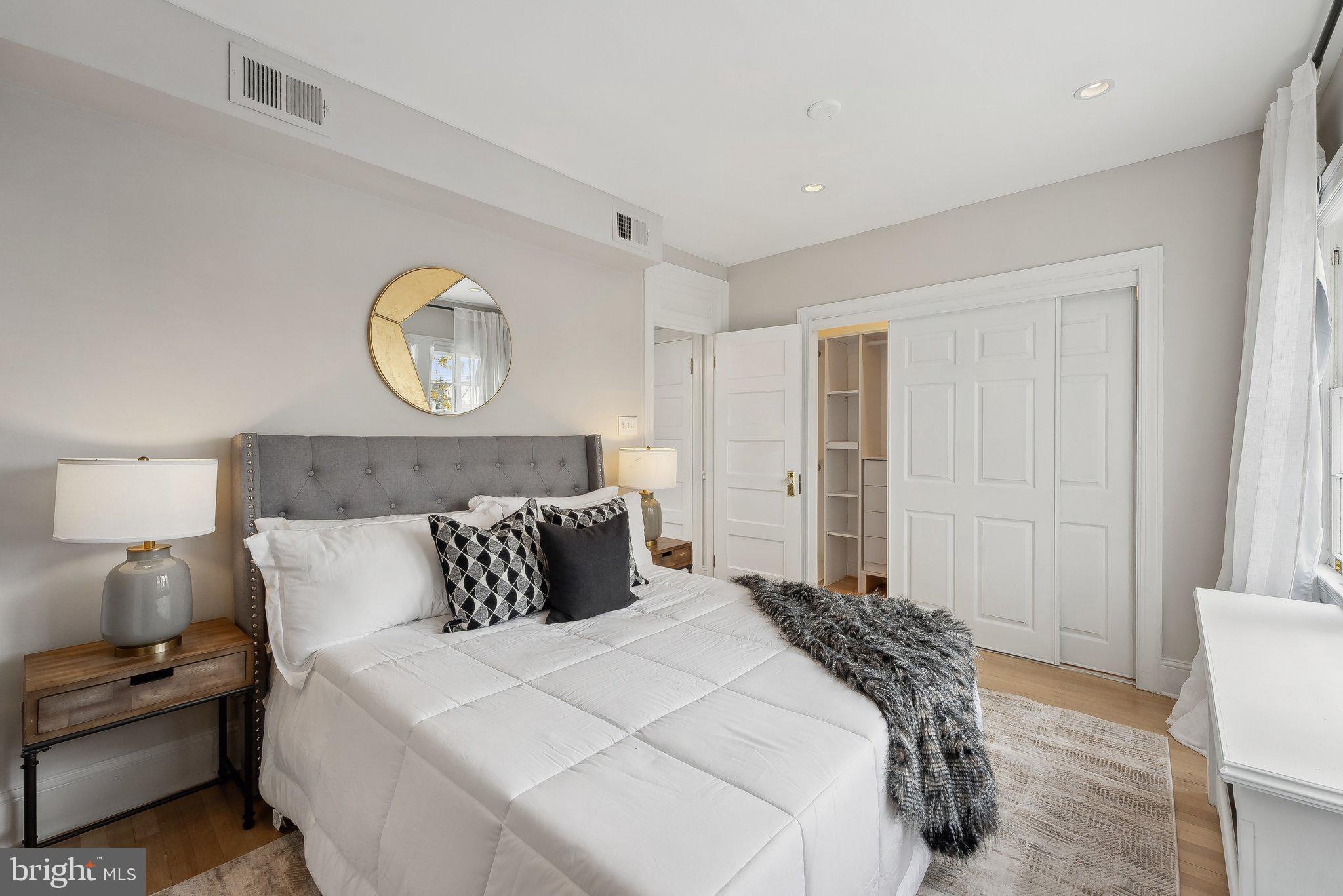 3811 BENTON STREET NW