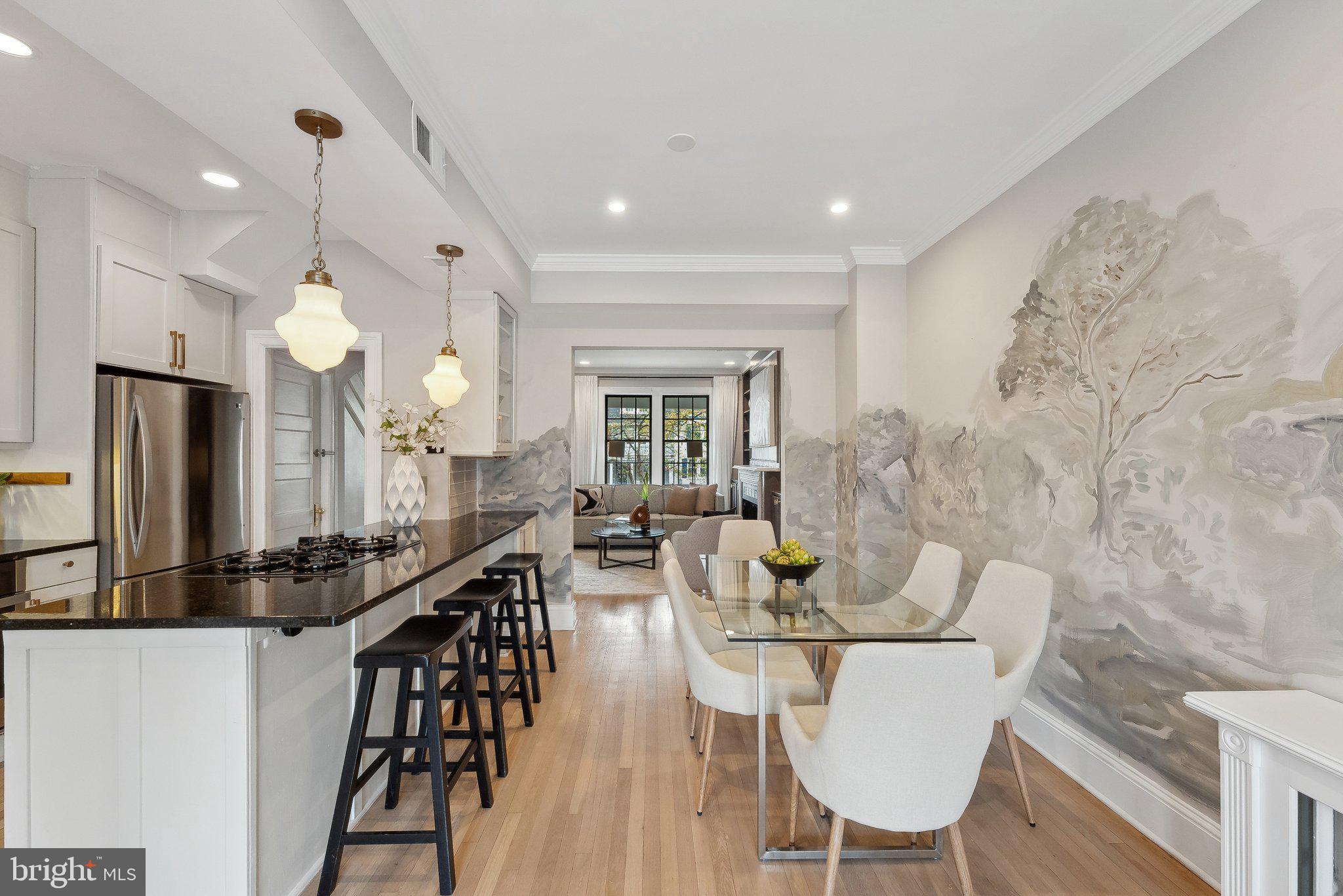 3811 BENTON STREET NW