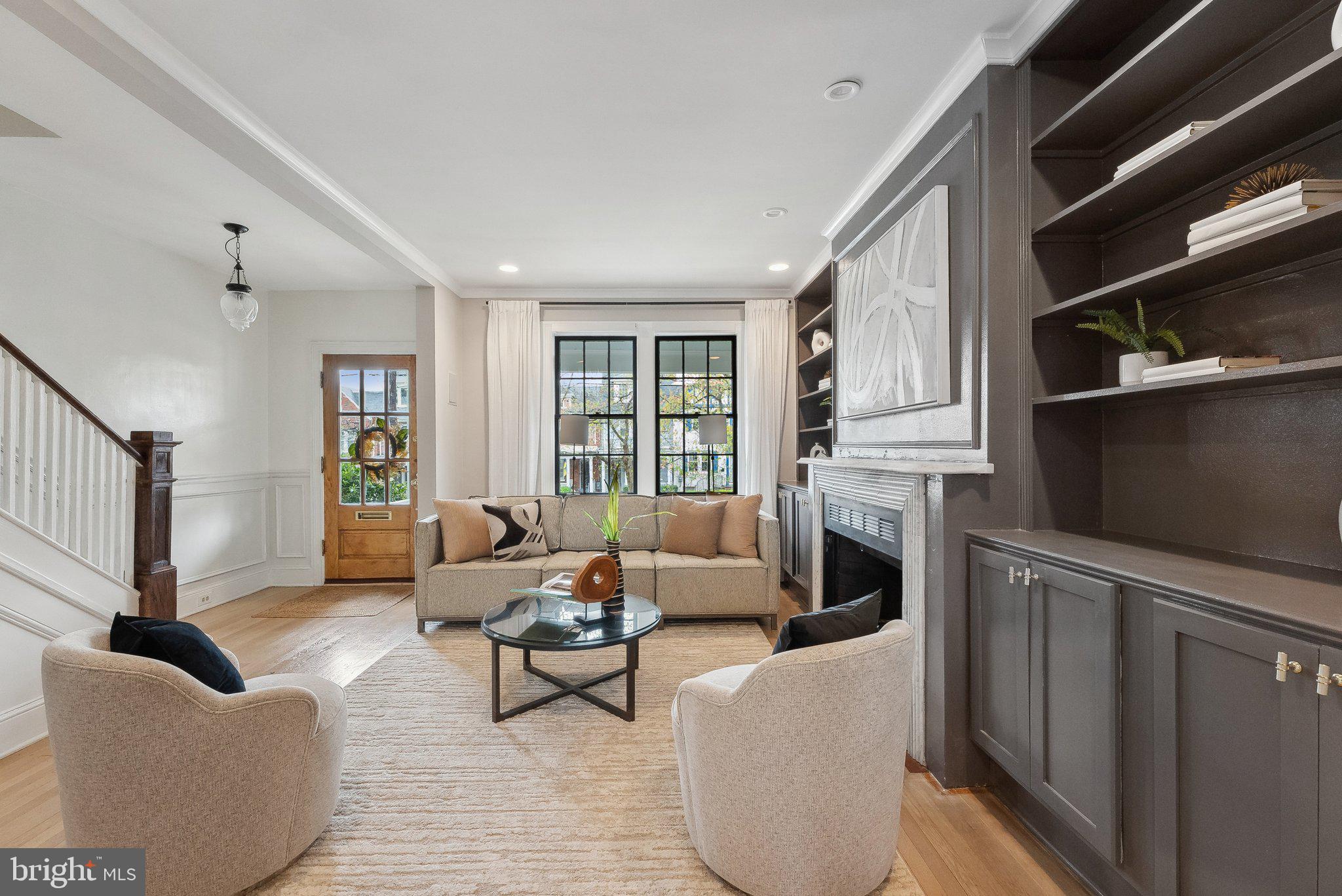 3811 BENTON STREET NW