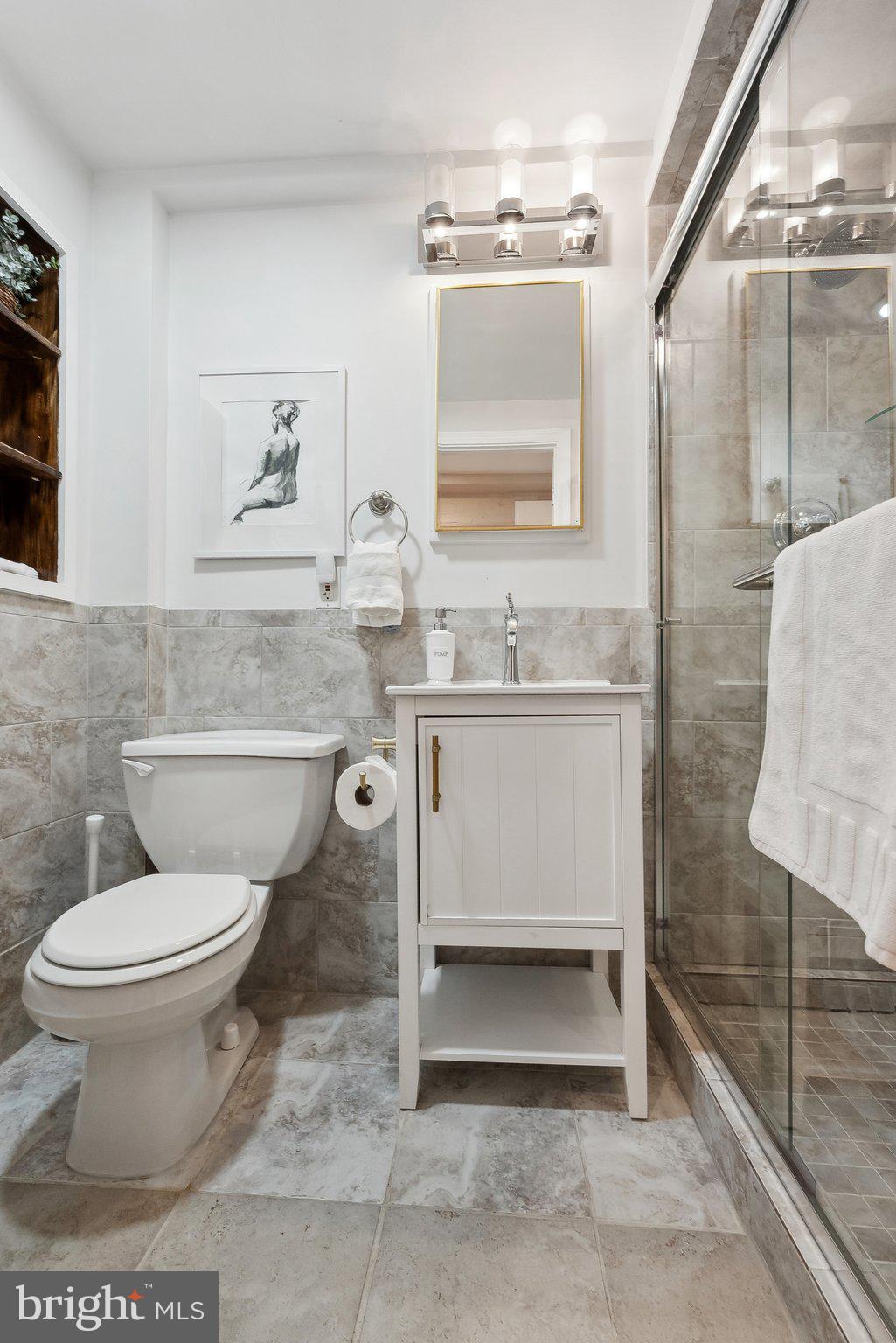 3811 BENTON STREET NW