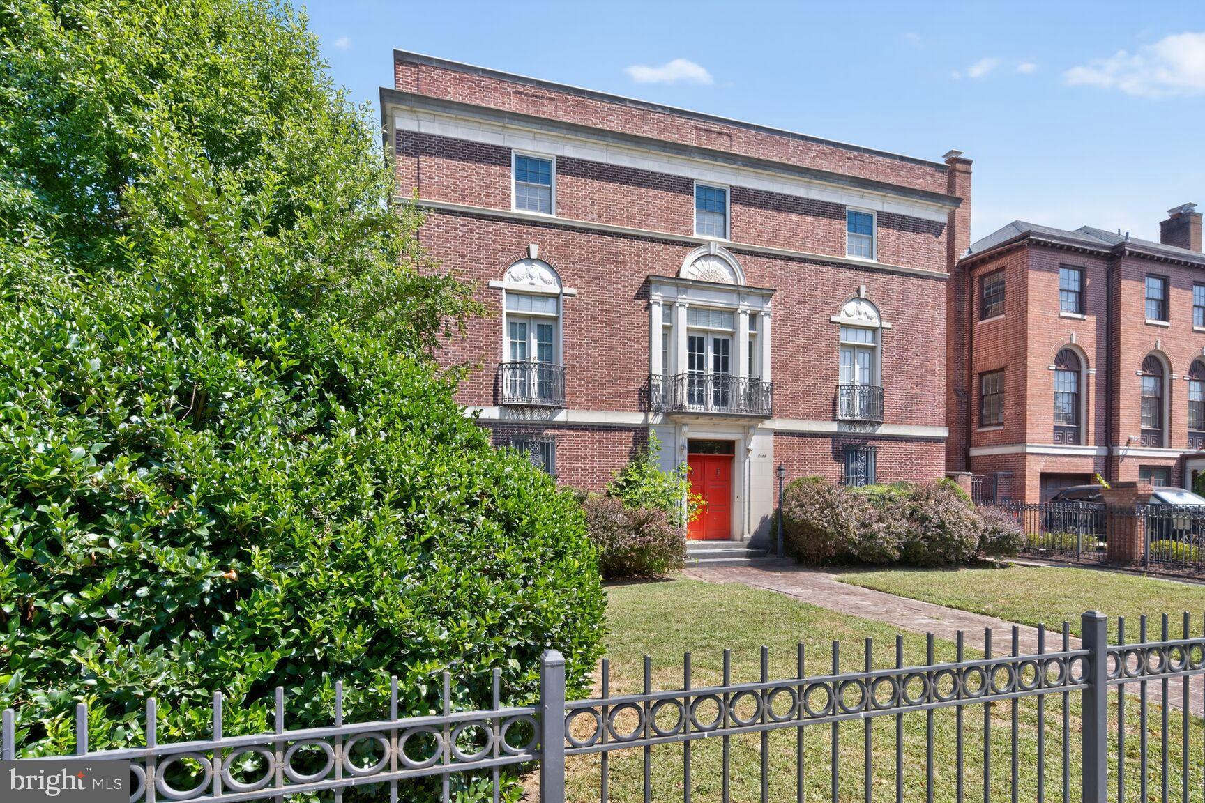 2539 MASSACHUSETTS AVENUE NW