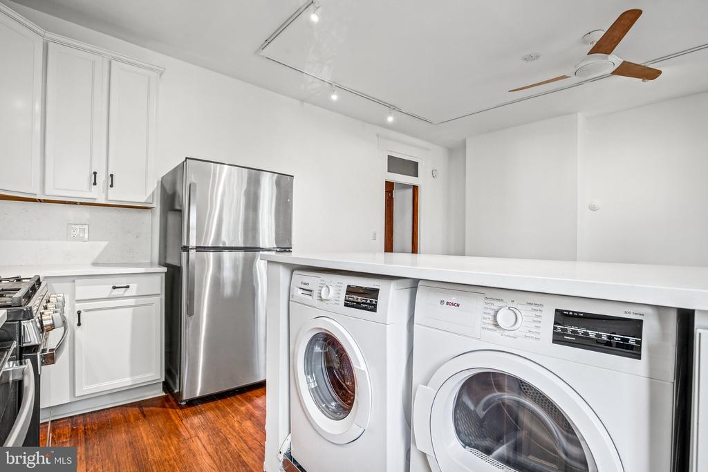 1856 MINTWOOD PLACE NW Unit: 5