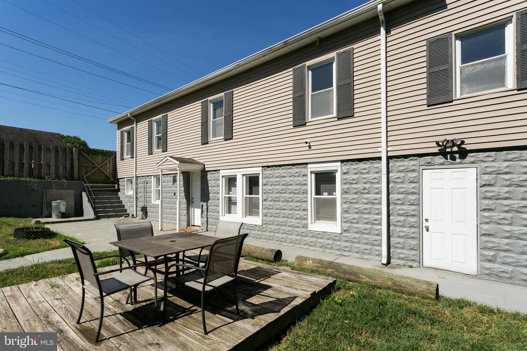 326 Church St