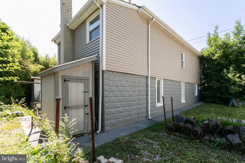 326 Church St