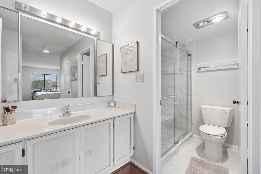 15107 INTERLACHEN DRIVE 2-822