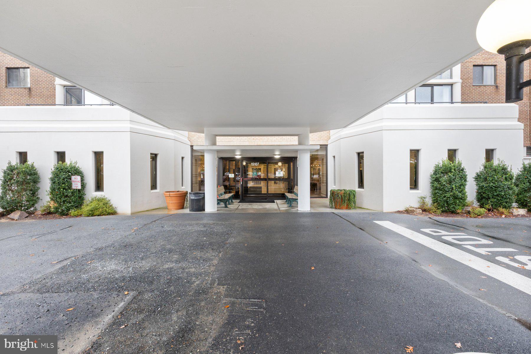 15107 INTERLACHEN DRIVE 2-822