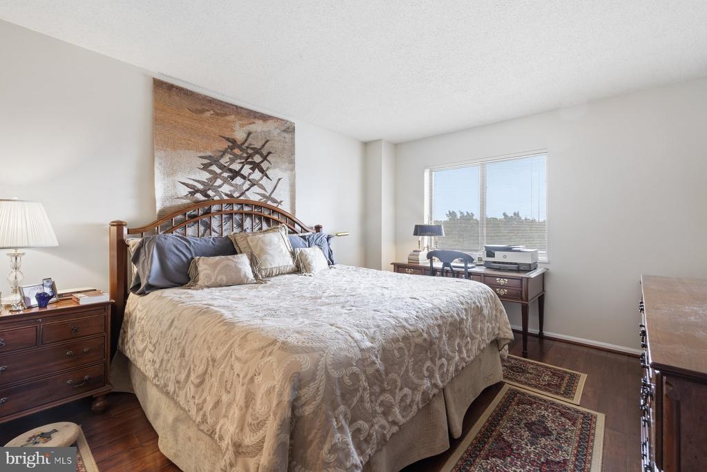 15107 INTERLACHEN DRIVE 2-822