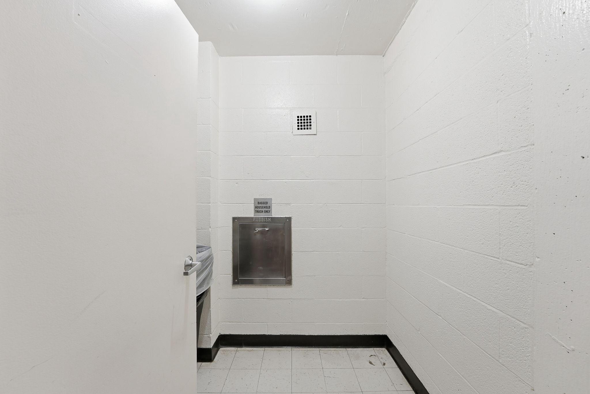 5500 FRIENDSHIP BOULEVARD Unit: 1604N