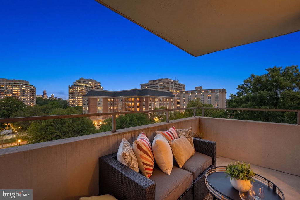 5500 FRIENDSHIP BOULEVARD Unit: 1604N