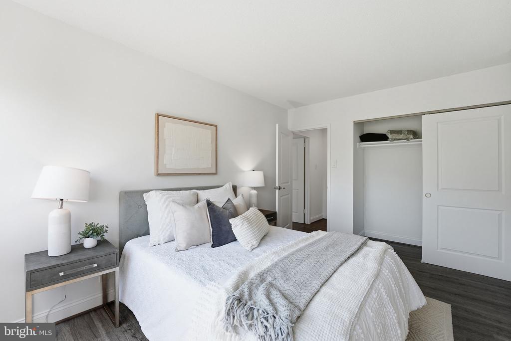 5500 FRIENDSHIP BOULEVARD Unit: 1604N