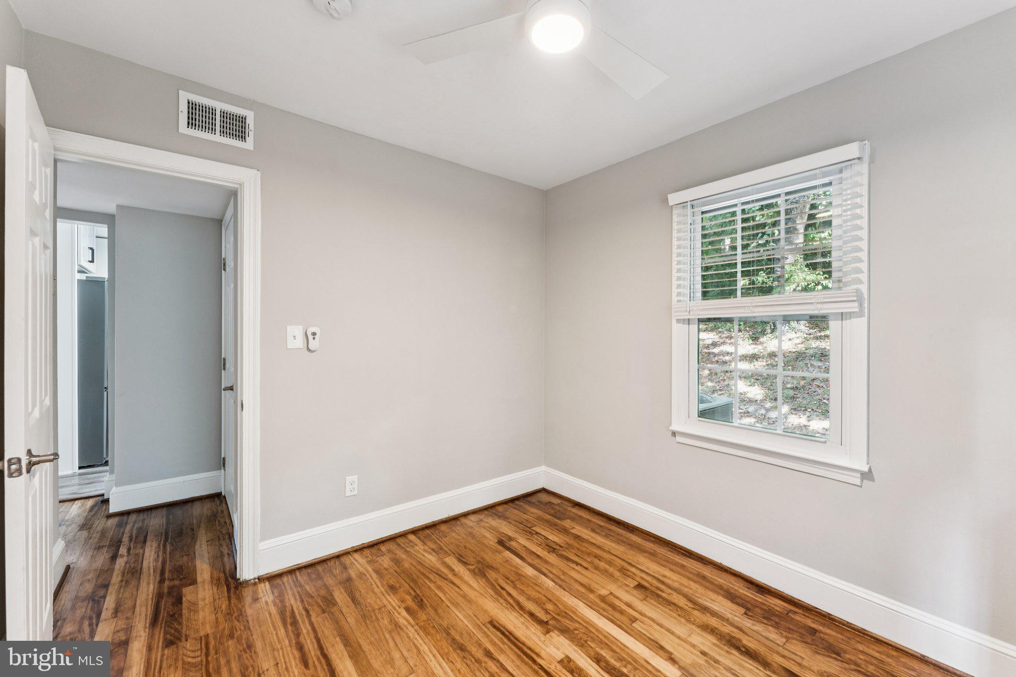 2153 N TAYLOR STREET