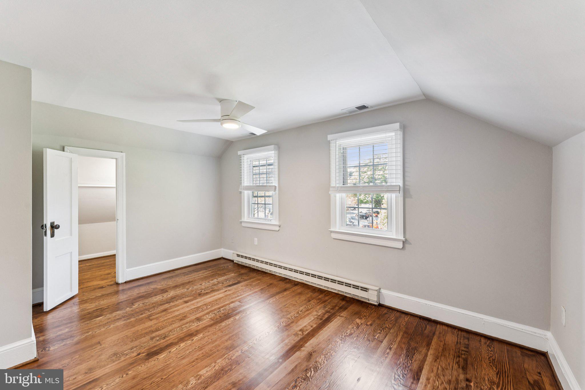 2153 N TAYLOR STREET