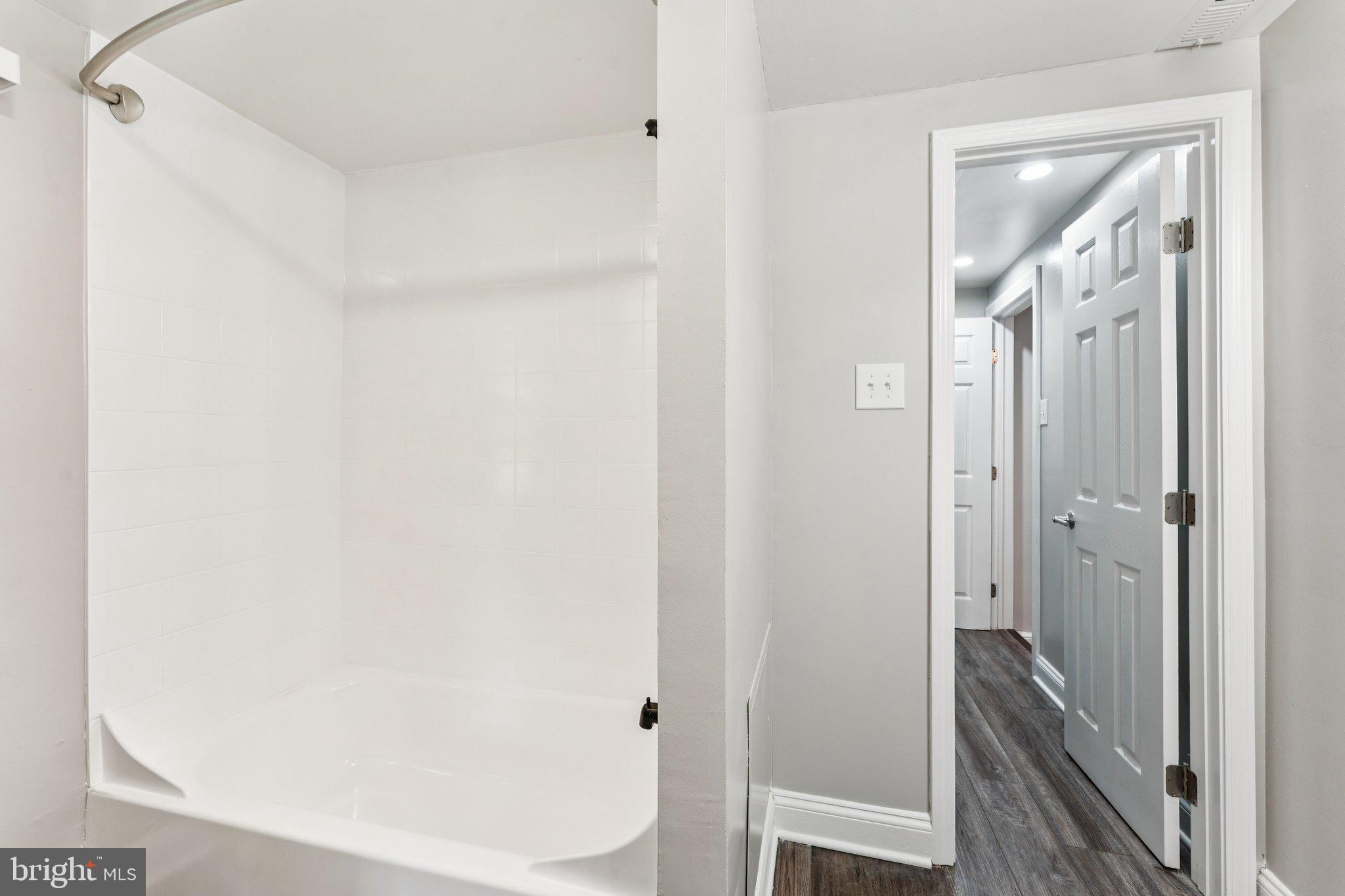 2153 N TAYLOR STREET