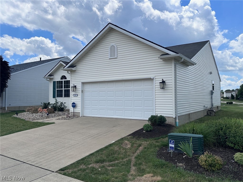 3313 Coopers Trail