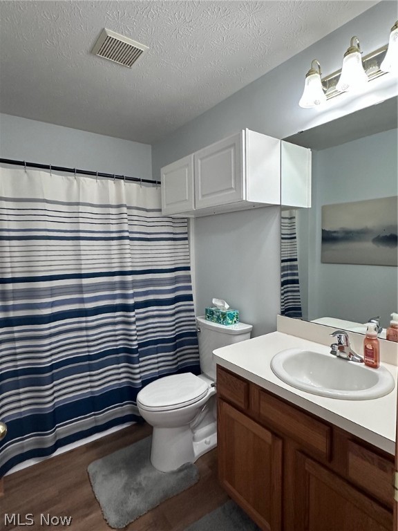 3313 Coopers Trail