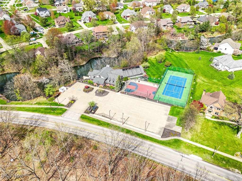 4348 Tomahawk Lane