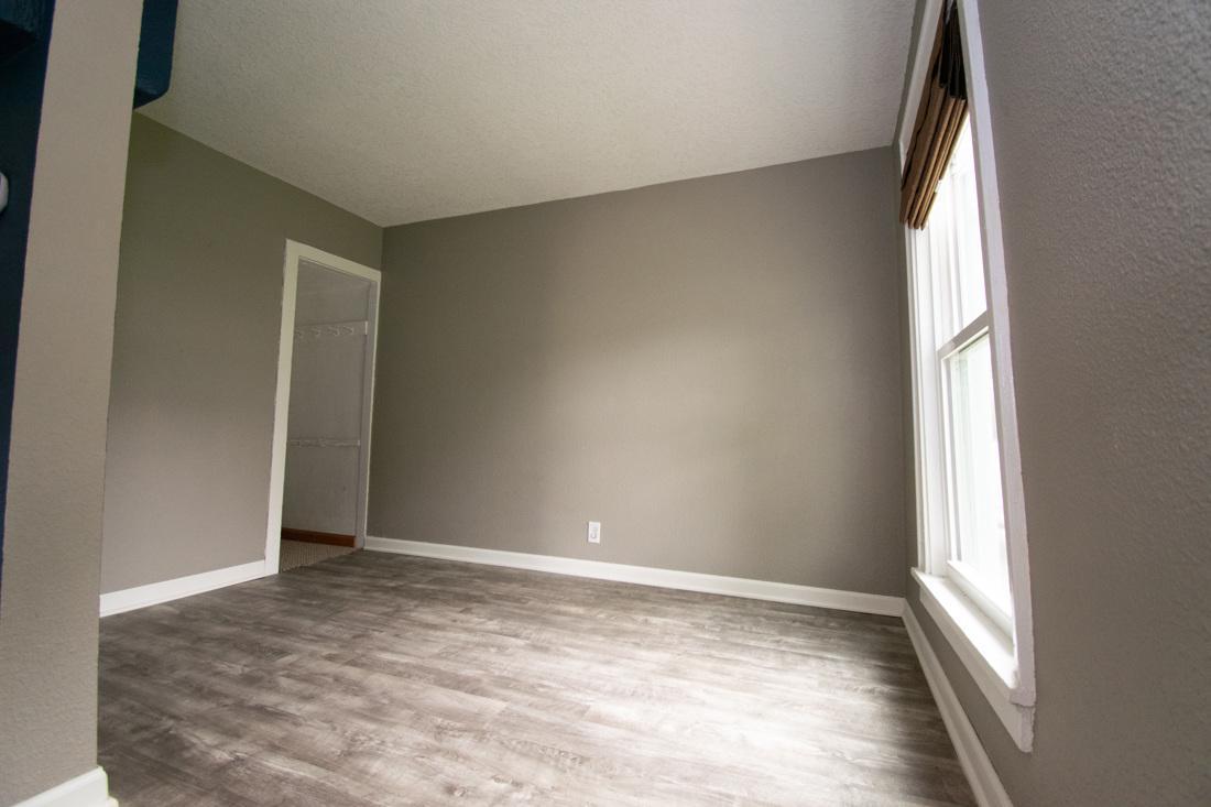319 14th Street W