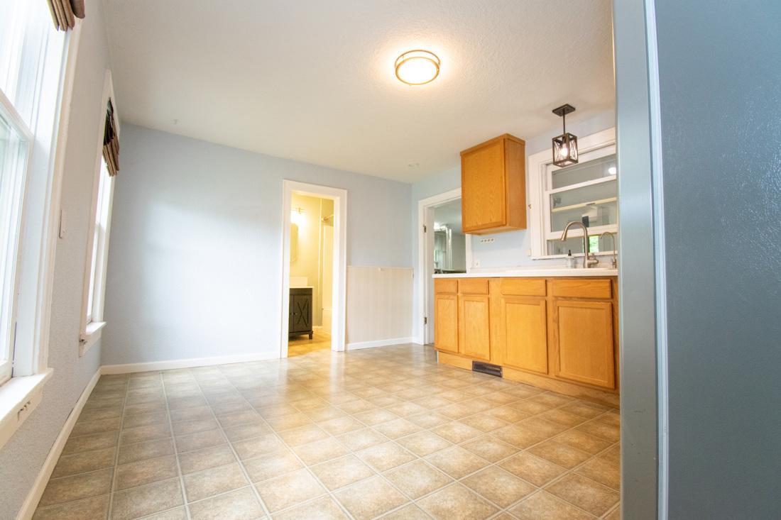 319 14th Street W