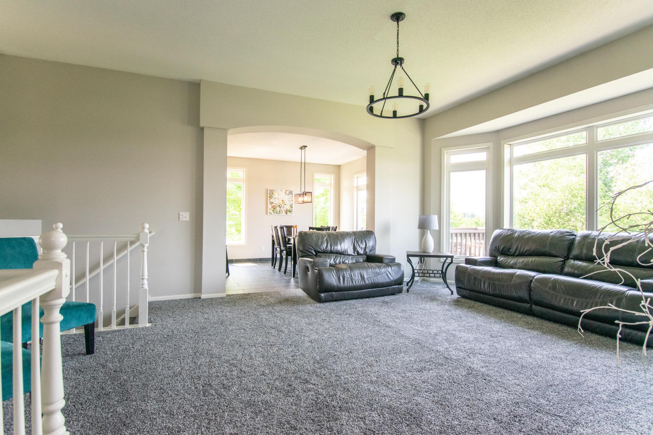 1600 Stonegate Court