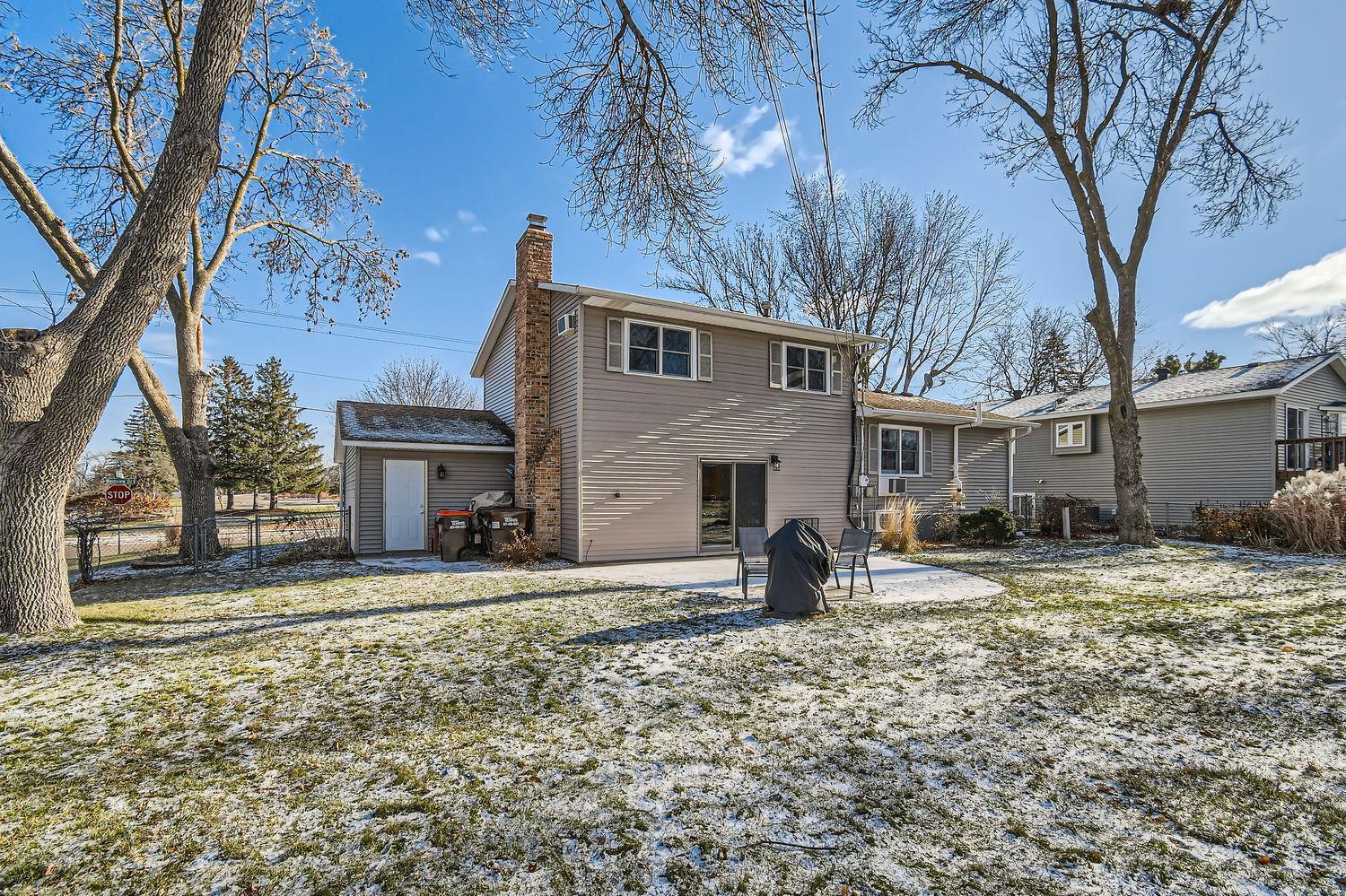 2100 Westview Drive