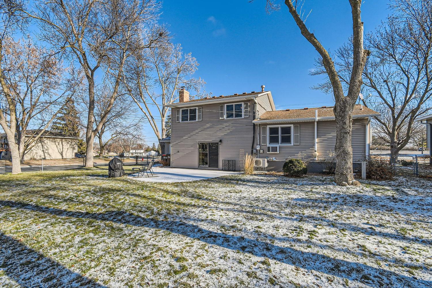 2100 Westview Drive