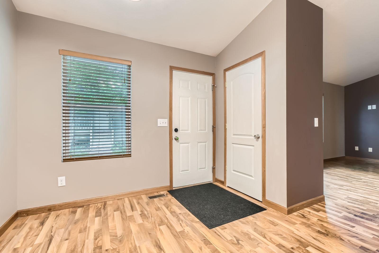 314 7th Street E