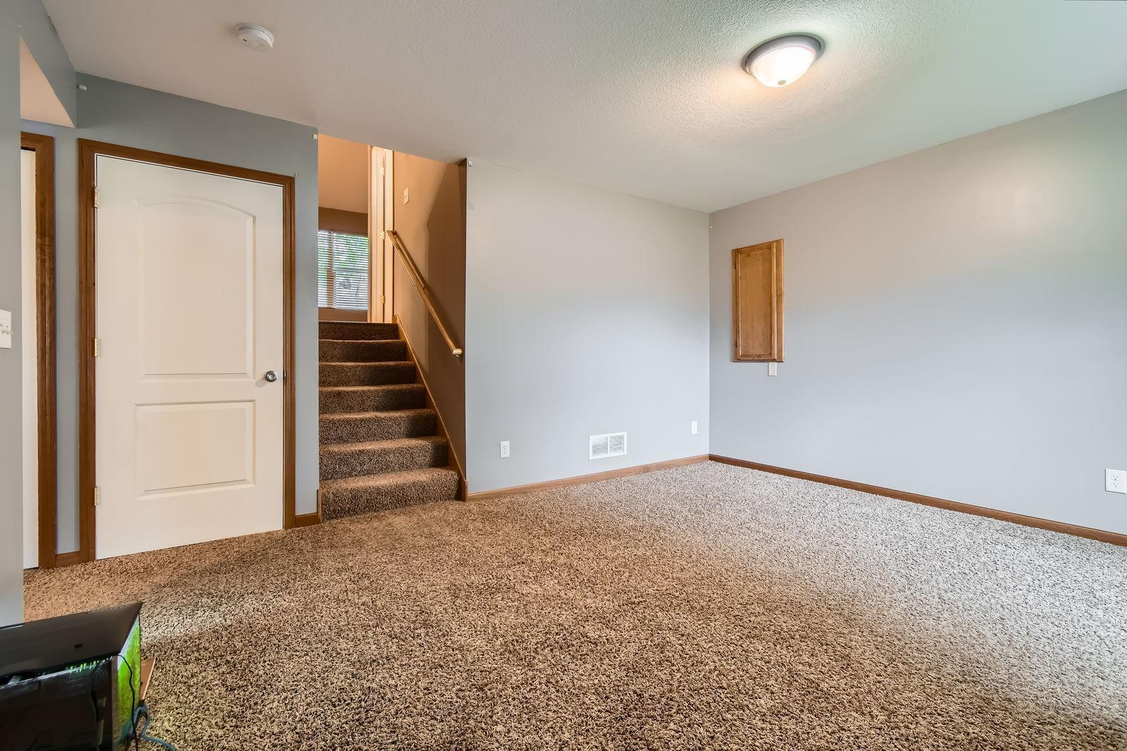 314 7th Street E