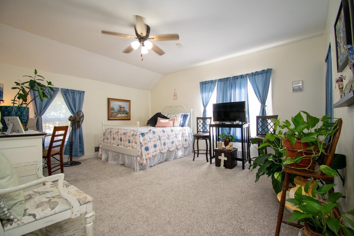 312 2nd Street W