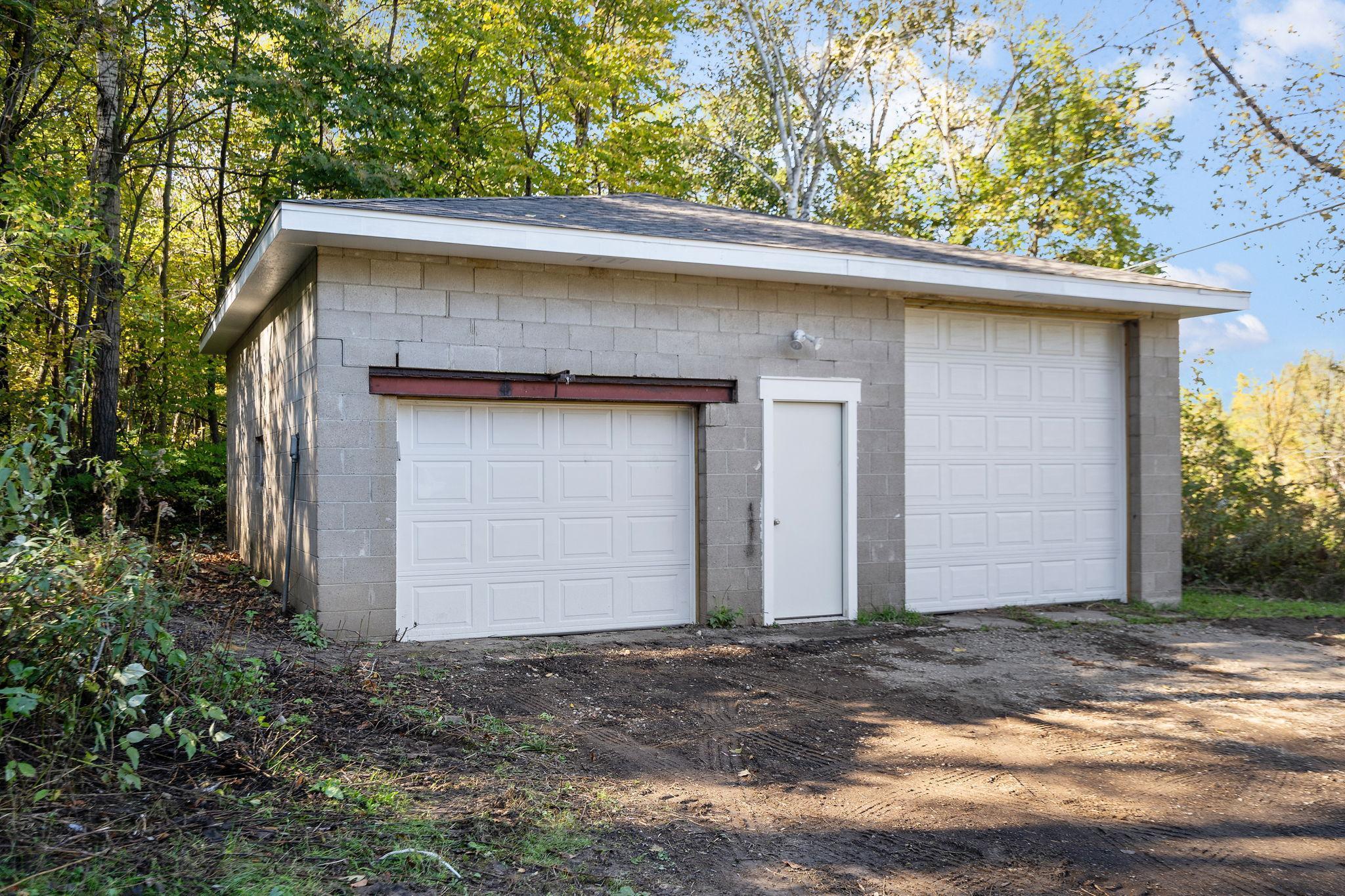 15391 Ravenna Trail