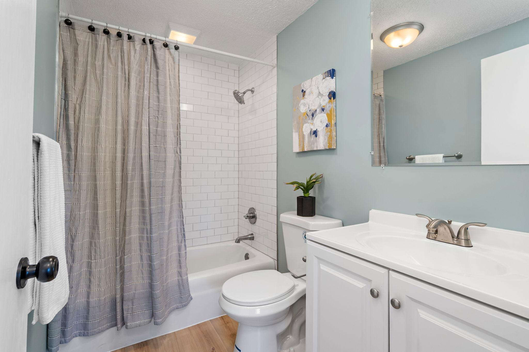 15391 Ravenna Trail
