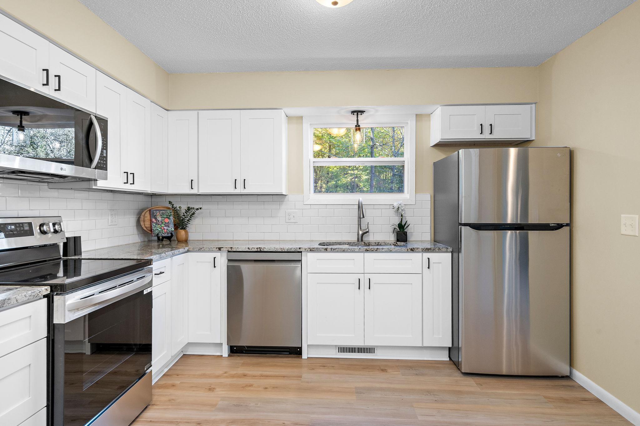 15391 Ravenna Trail