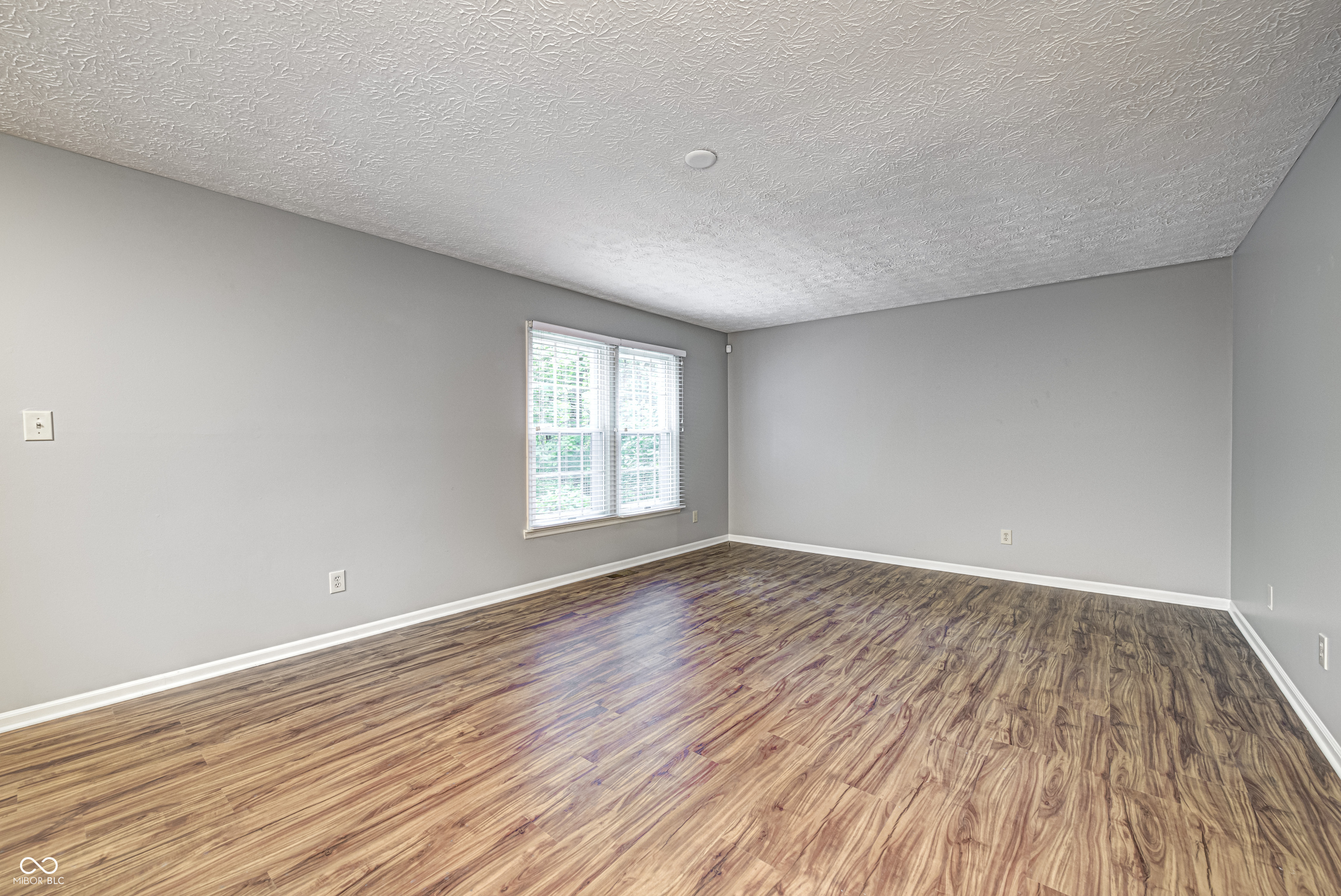 3614 Crickwood Circle