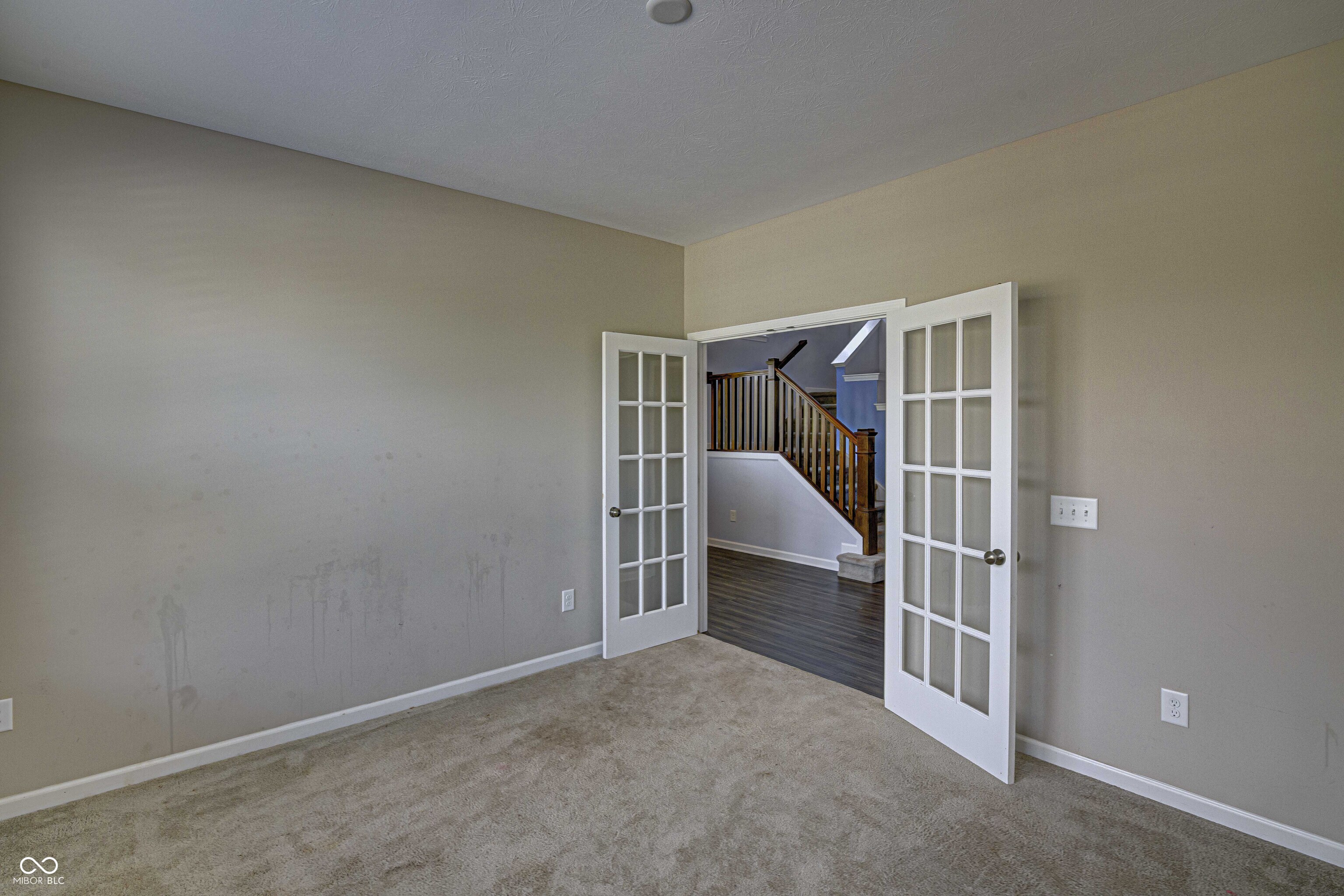 5658 Autumn Trail