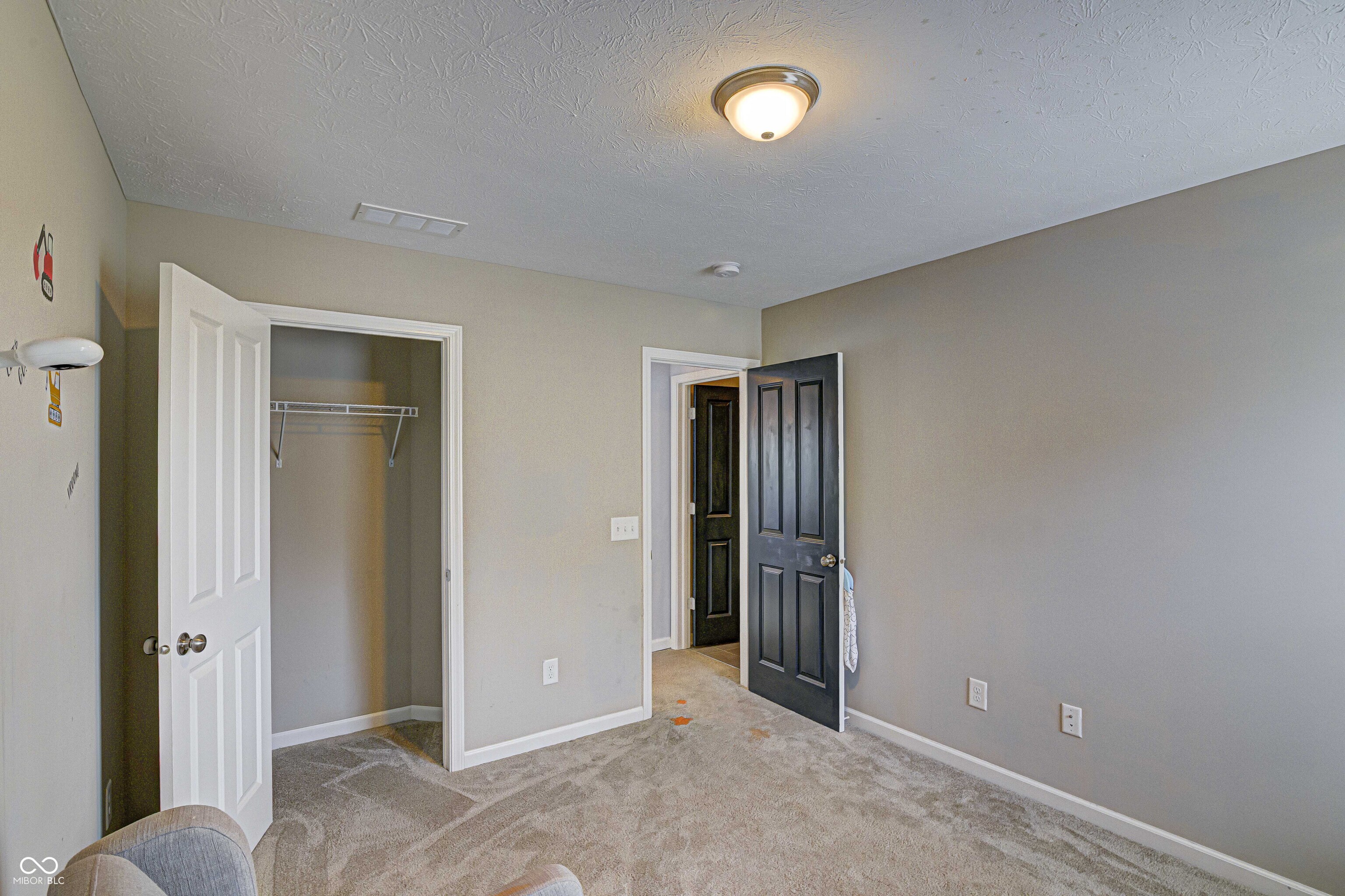 5658 Autumn Trail