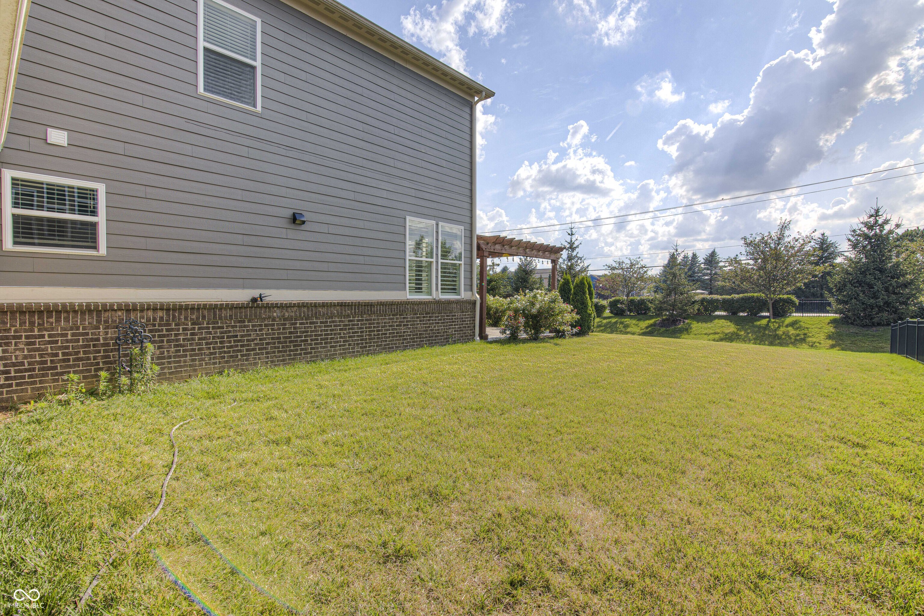 5658 Autumn Trail