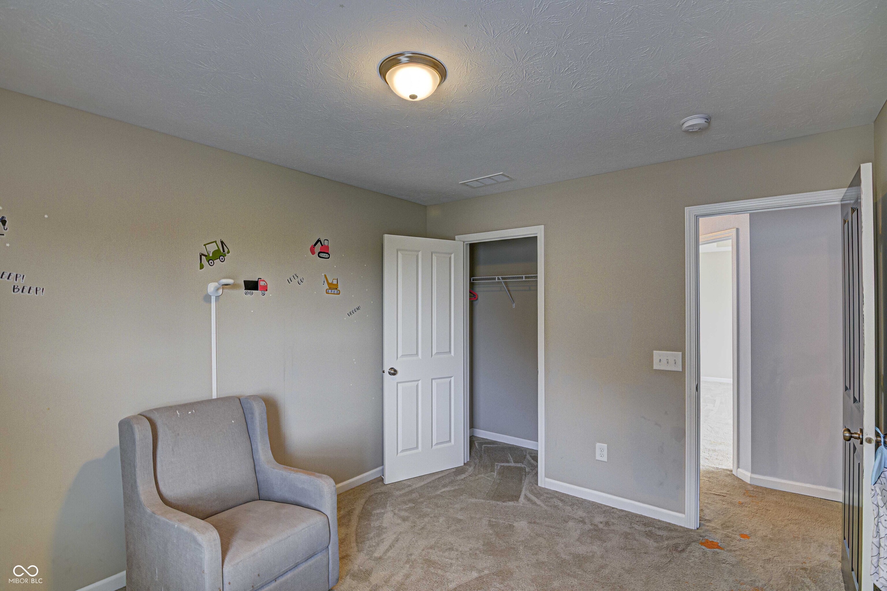5658 Autumn Trail