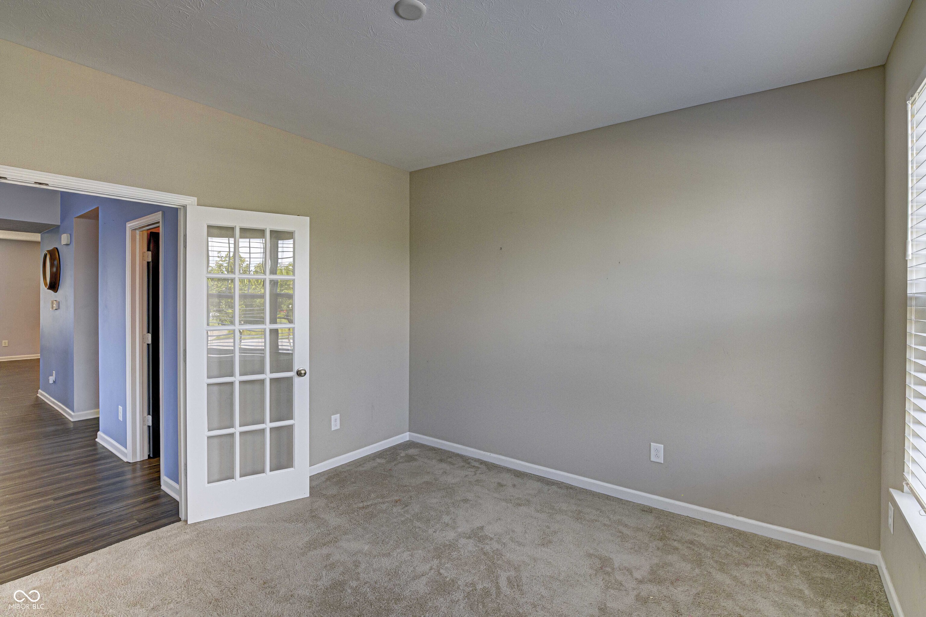 5658 Autumn Trail