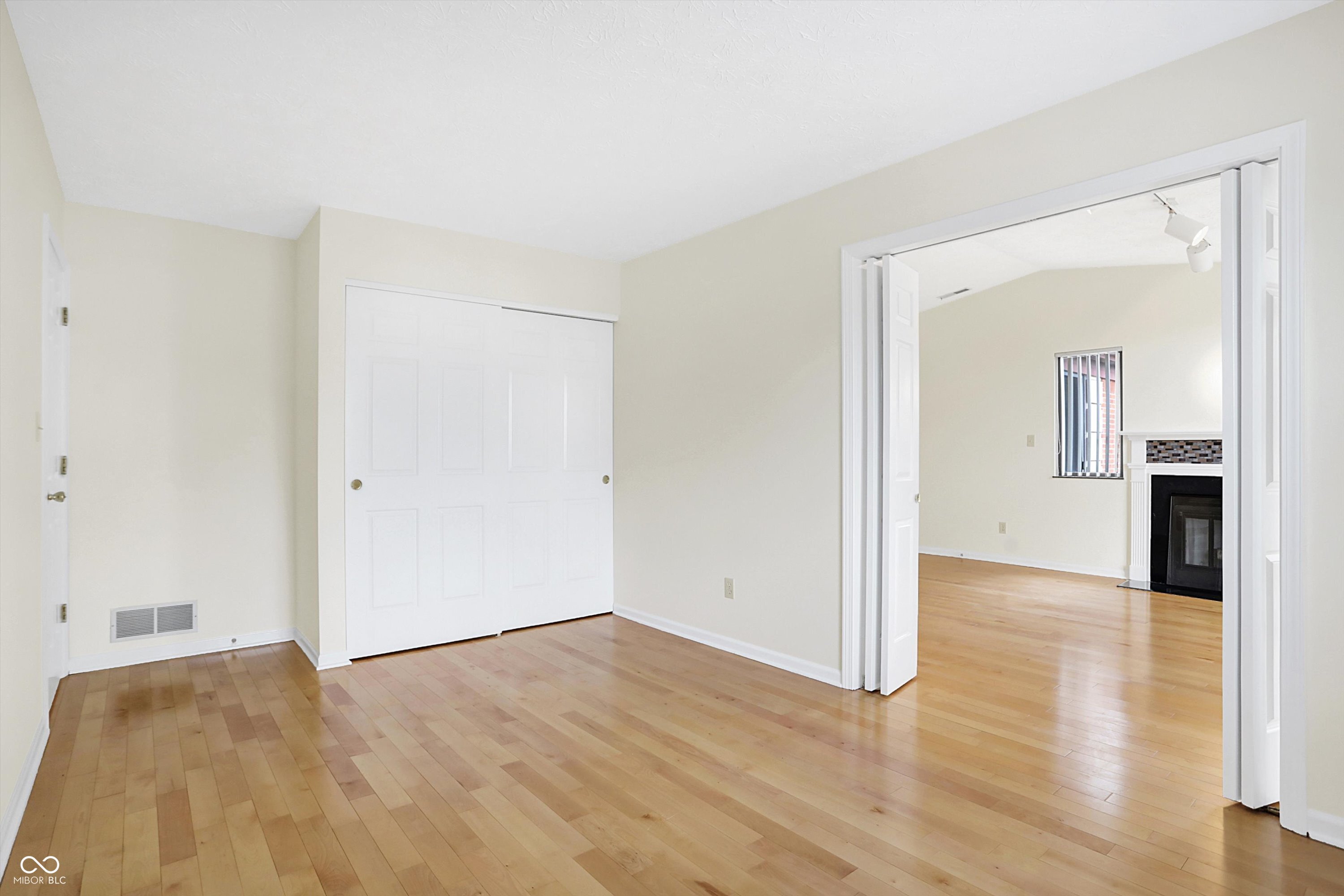 2092 Oak Run Court