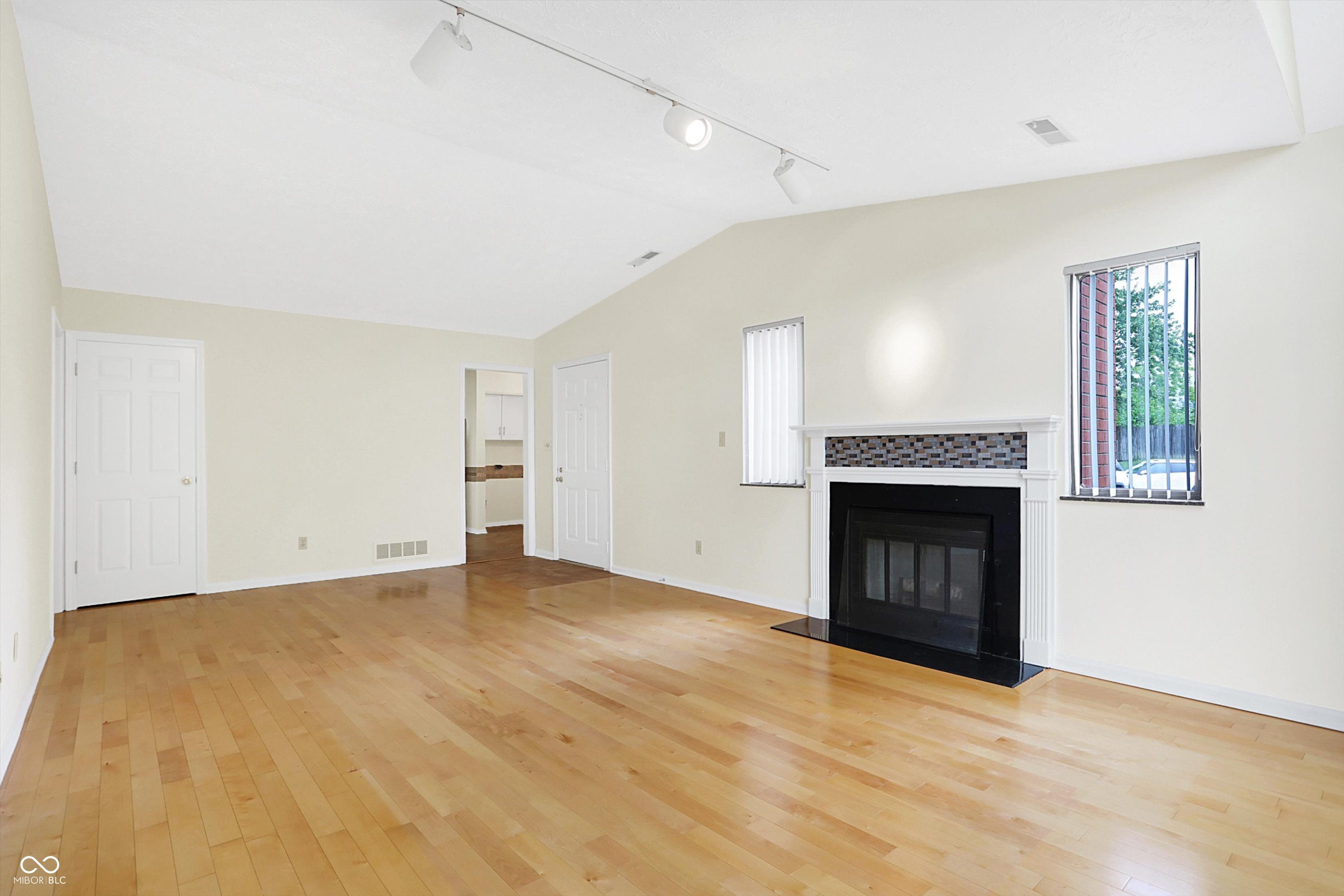 2092 Oak Run Court