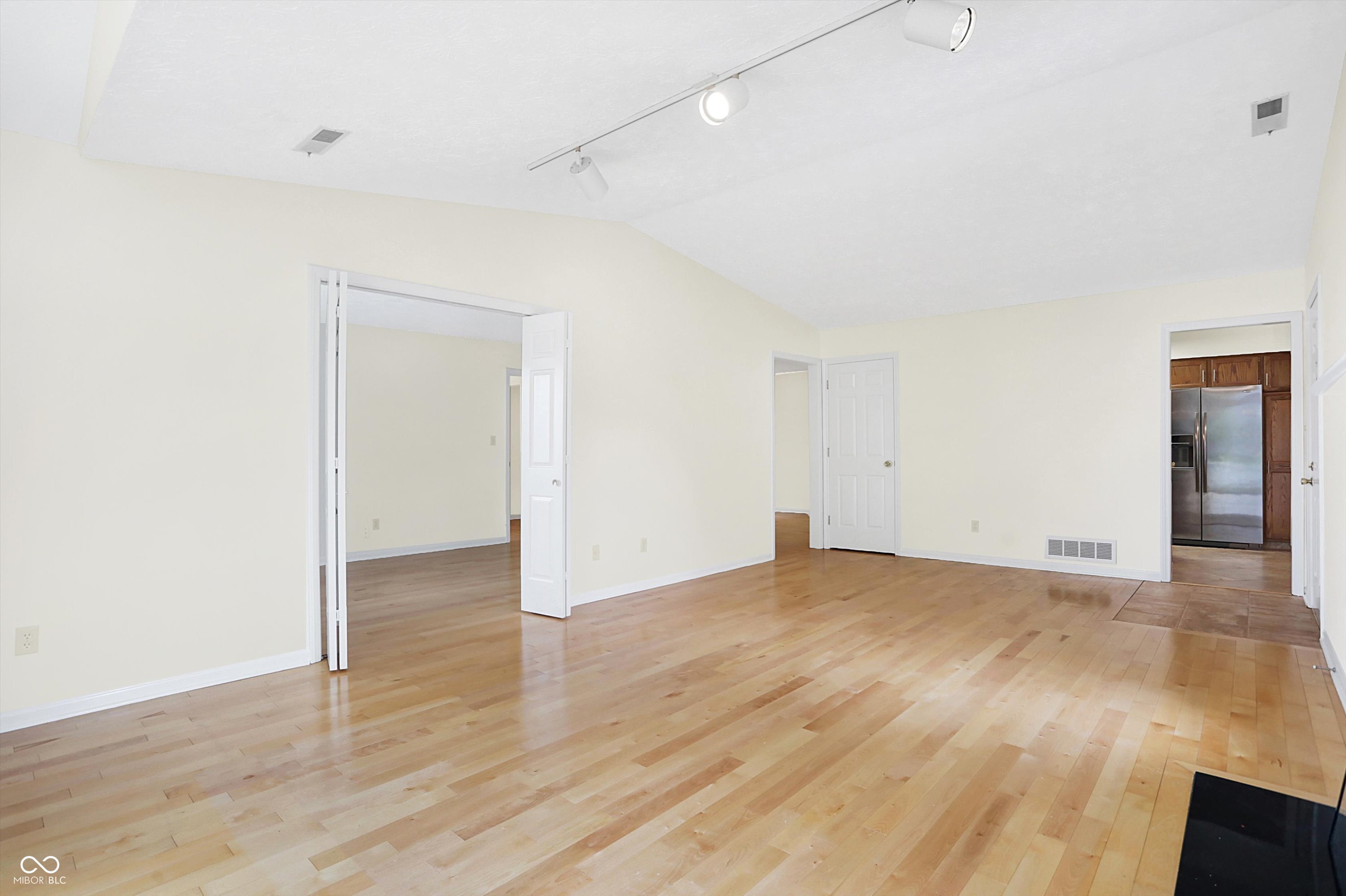 2092 Oak Run Court