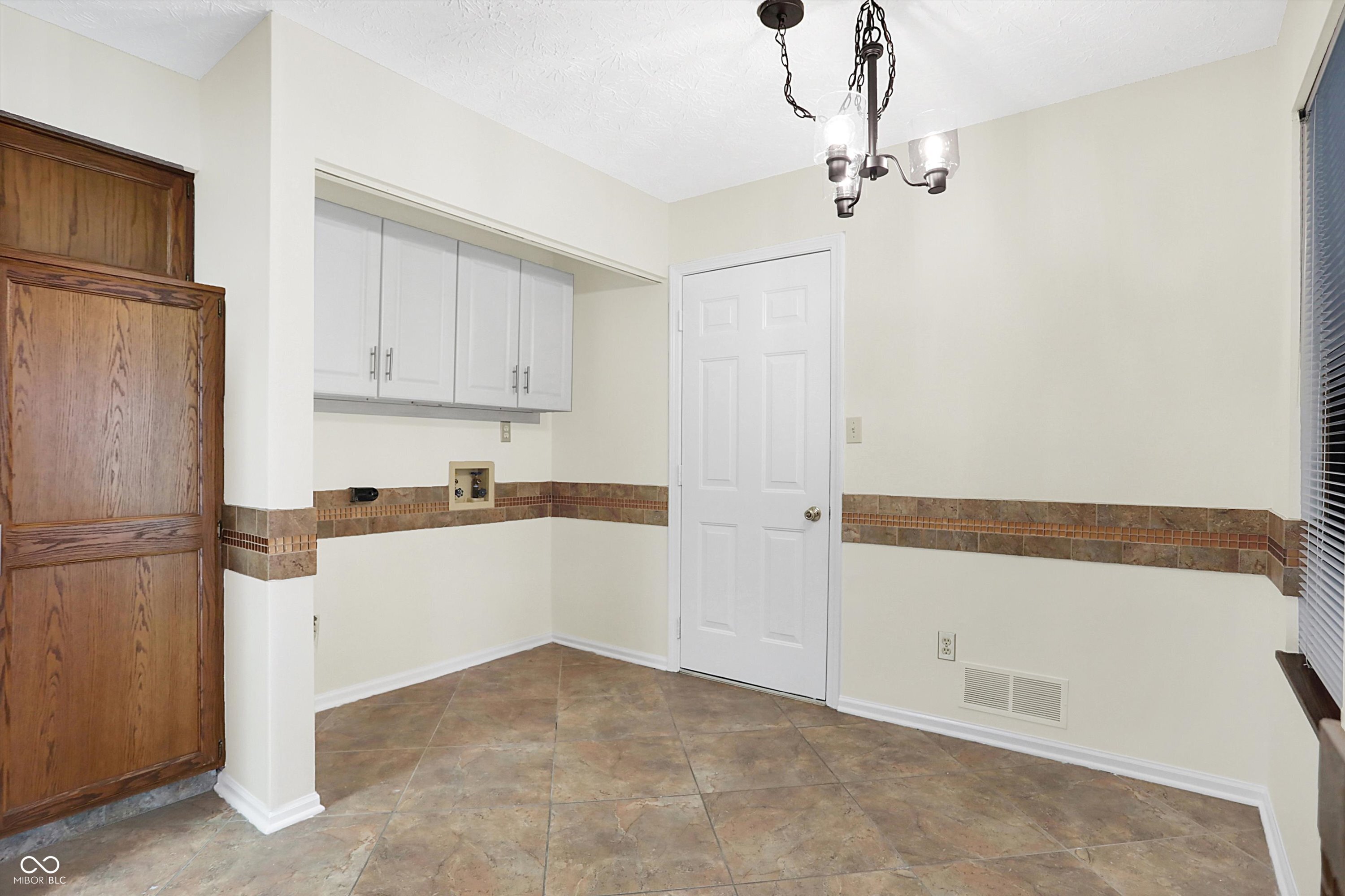 2092 Oak Run Court