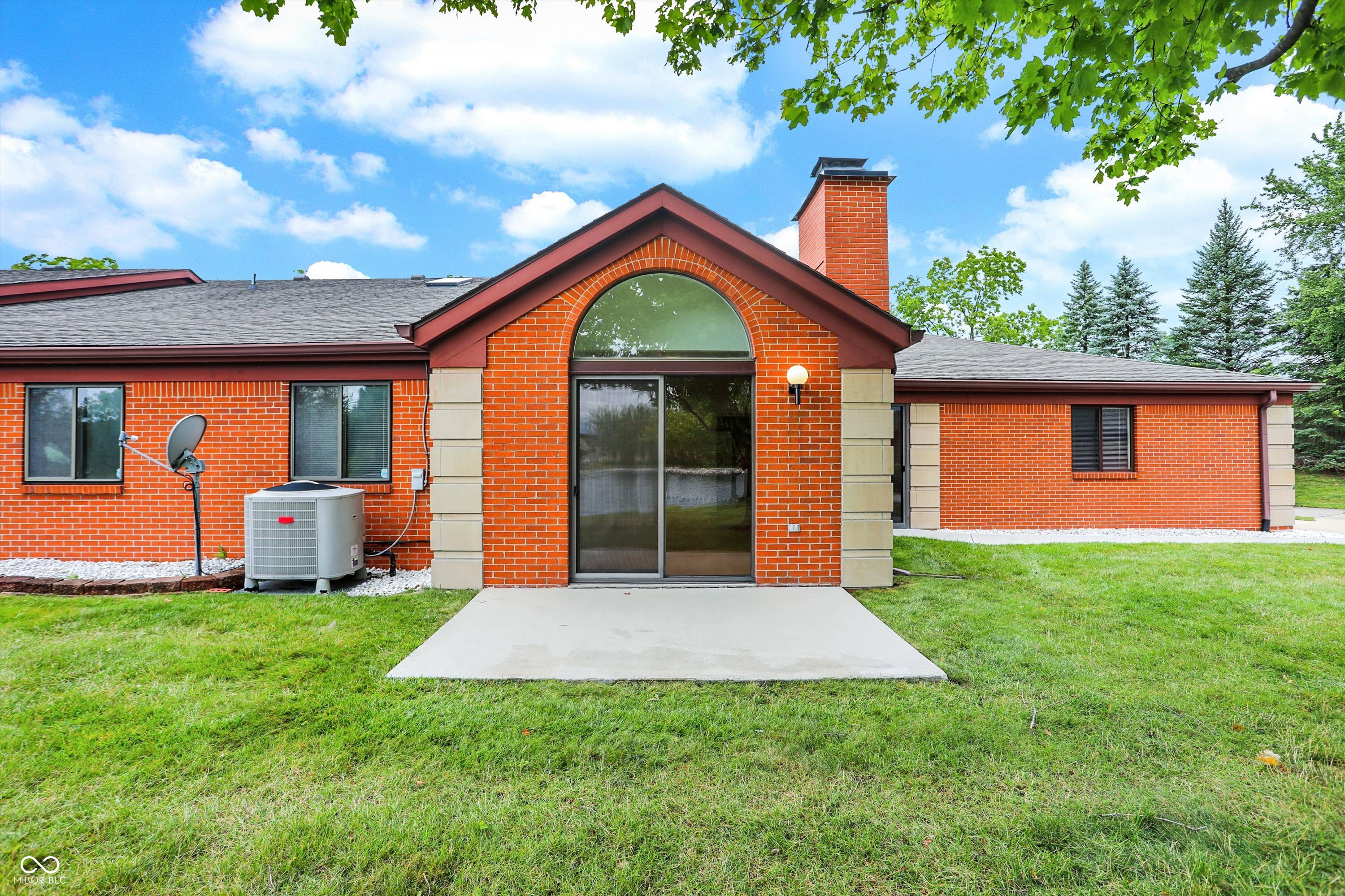 2092 Oak Run Court