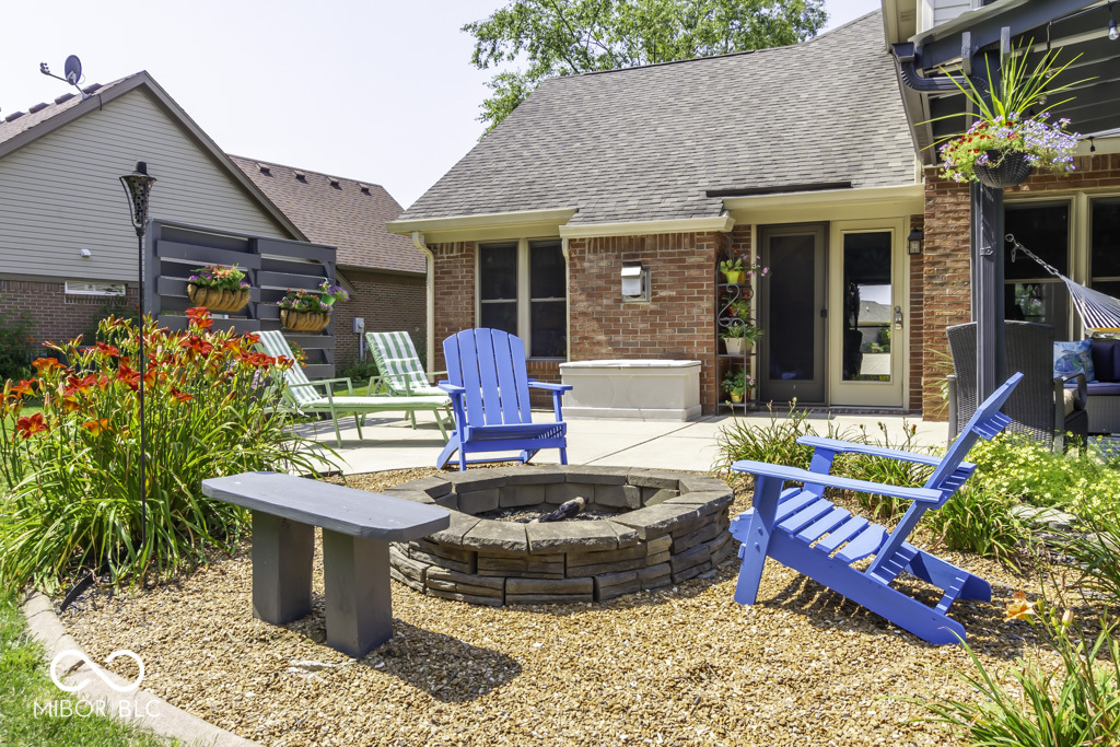 7403 Sunset Ridge Parkway