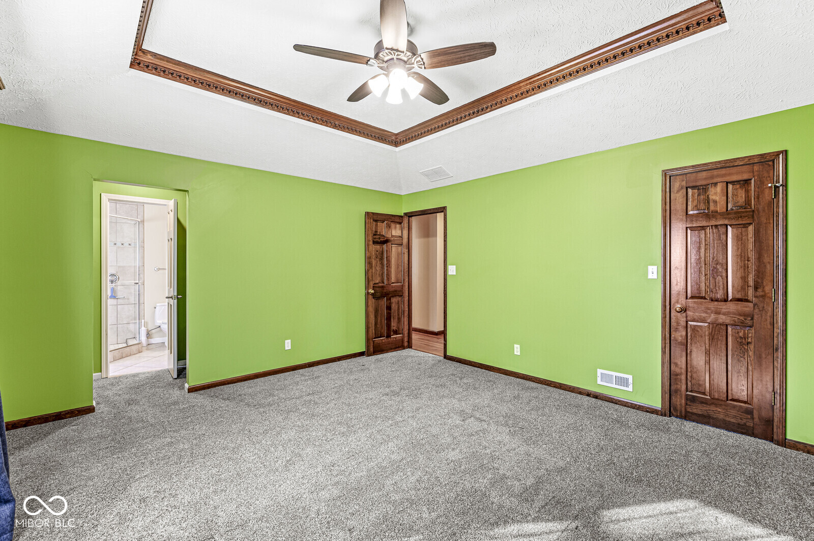6337 Red Oak Drive